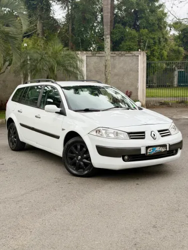 Renault Megane Grand Tour Dynam. Hi-flex 1.6 16V 2013