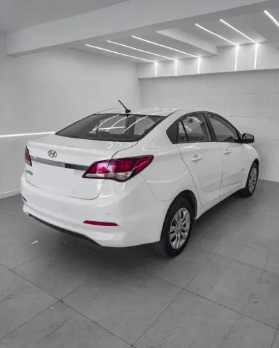 Hyundai HB20S C.plus/c.style1.0 Flex 12V Mec. 4P 2019