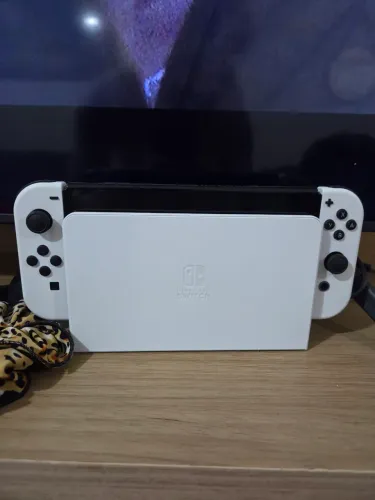 Nintendo switch oled ainda na garantia