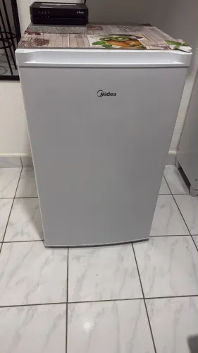 FRIGOBAR MIDEA 124L