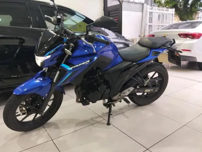 YAMAHA FZ25 FAZER 2025