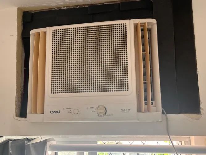 Ar condicionado de janela 10 mil btus cm DEFEITO