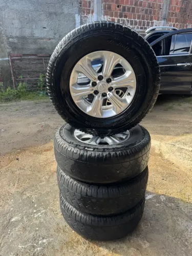 Vendo rodas aro 16 Nissan frontier