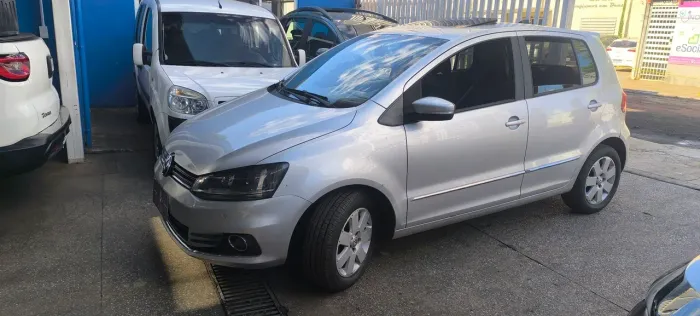 Volkswagen Fox Highline 1.6 Flex 16V 5P 2015