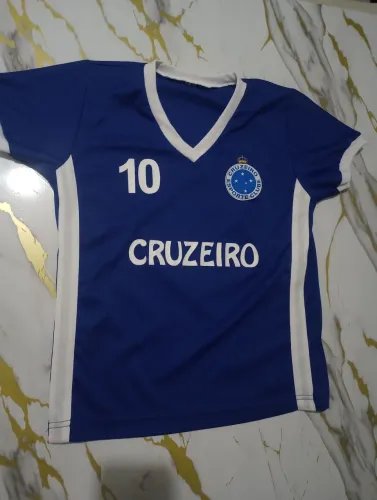 Blusa feminina do cruzeiro conservada Tam P