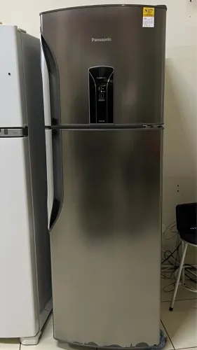 Geladeira Panasonic em perfeito estado 