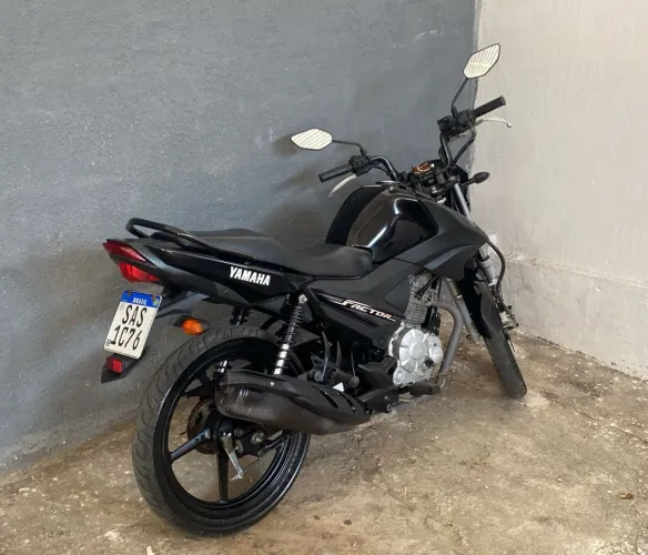 ? VENDE-SE YAMAHA FACTOR 125 PRETA ? 2022/2023