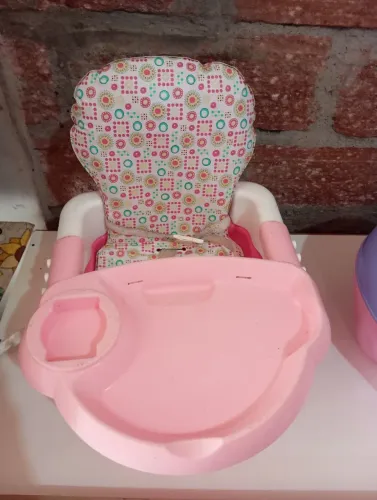 Cadeirinha de alimentação
