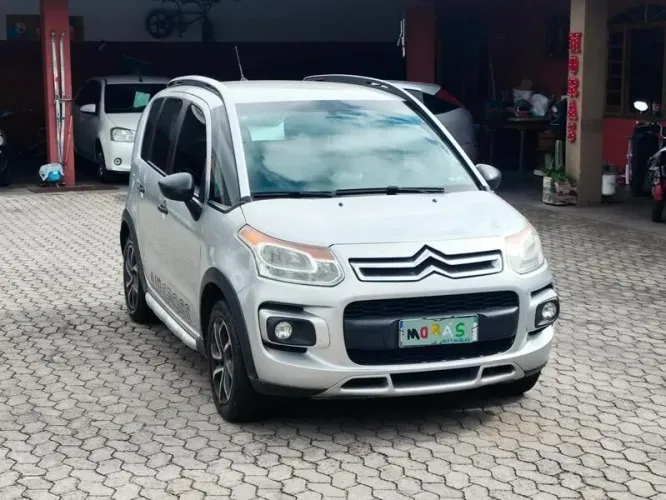Citroen Aircross GLX 1.6 Flex 16V 5P Aut. 2013