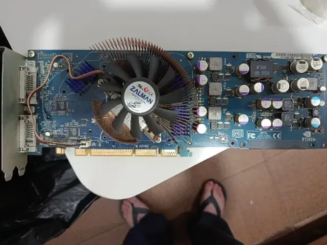 Placa de video AGP Nvidia Geforce 6800 Ultra DDL (mac) 256mb