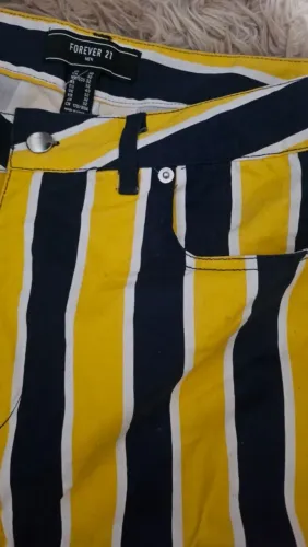 Bermuda masculina listrada