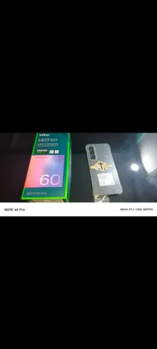 Estou vendendo meu celular para pagar o aluguel.Infinix hot 60i 256gb WhatsApp *