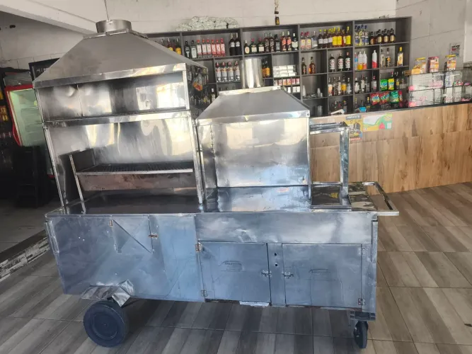 Carrinho de churrasco
