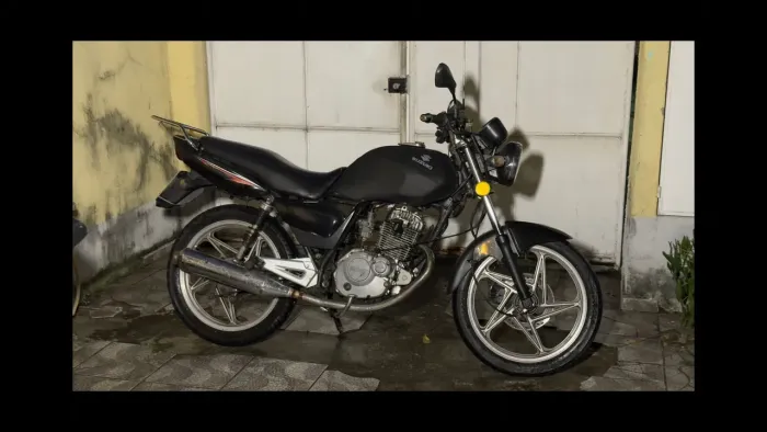 Suzuki Yes 125 Preta.