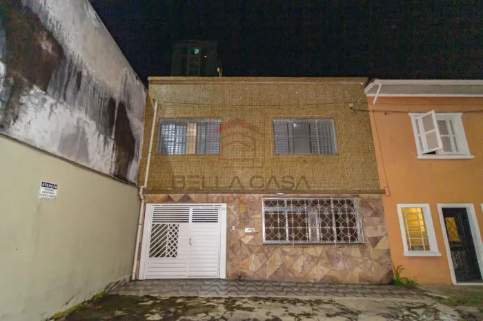 Sobrado a venda no Bairro da mooca com 3 quartos