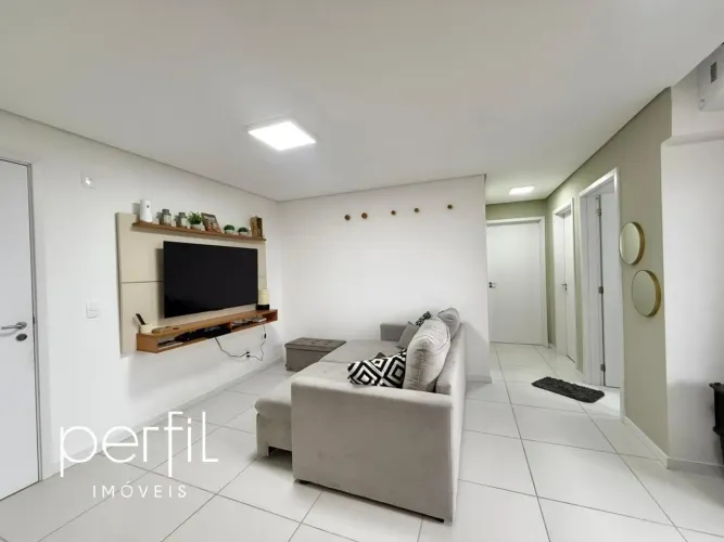 Apartamento à venda em Joinville-SC, bairro Anita Garibaldi - 2 quartos, 1 suíte, 2 salas,