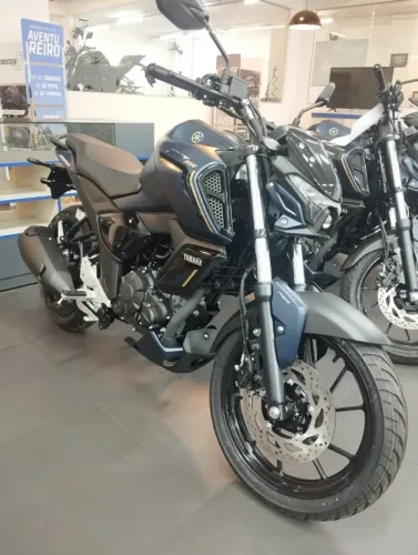 YAMAHA FAZER FZ15 2027 - Cartão em até 18x sem juros 50% entrada