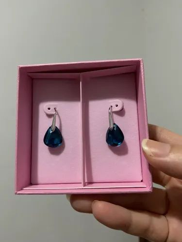 brincos swarovski original galet azuis novos revestido em ródio com caixa e certificado