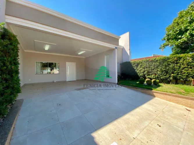 Casa com 3 quartos para locação no Jardim Alice