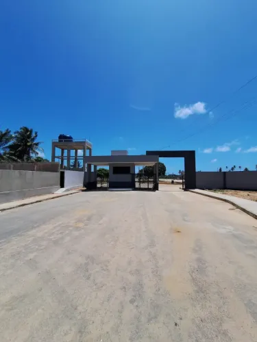 Vendo Lote com 300m² no Condomínio Pontes na praia de Parupueira