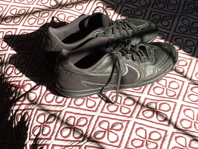 Chuteira futsal tiempo 9 Nike original 
