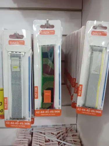 Pulseiras diversas para smartwatch.