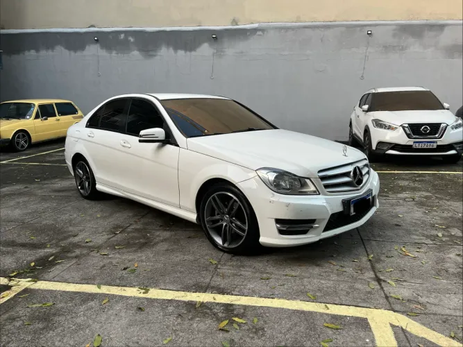 Mercedes-Benz C-180 CGI Sport 1.6 TB 16V 156cv Aut. 2013