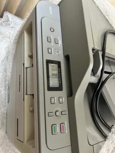 Impressora multifuncional a laser monocromática Brother DCP- B7535DW