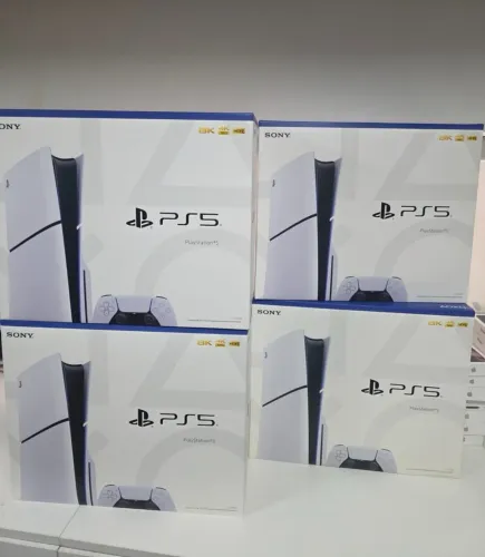 *PlayStation 5* ( PS5 ) Mídia Física 825GB Novo Lacrado Nacional
