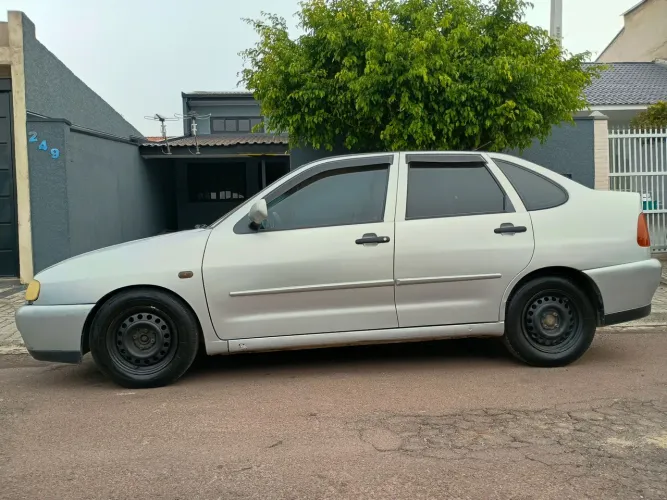 Volkswagen Polo Classic/ Special 1.8 MI 2000