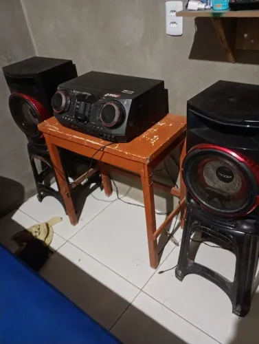 Aparelho de som xboom LG 2350 w