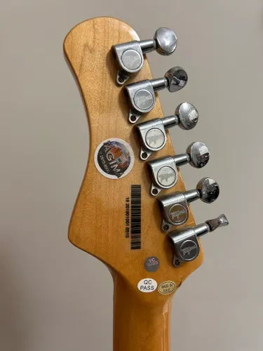 Guitarra Elétrica Tagima Classic T635 Strato + Bag
