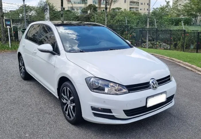 Volkswagen Golf Highline 1.4 TSI 140cv Aut. 2015