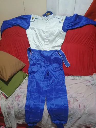 Macacão de kart