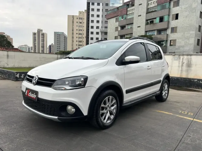 Volkswagen Crossfox 1.6 T. Flex 16V 5P 2014