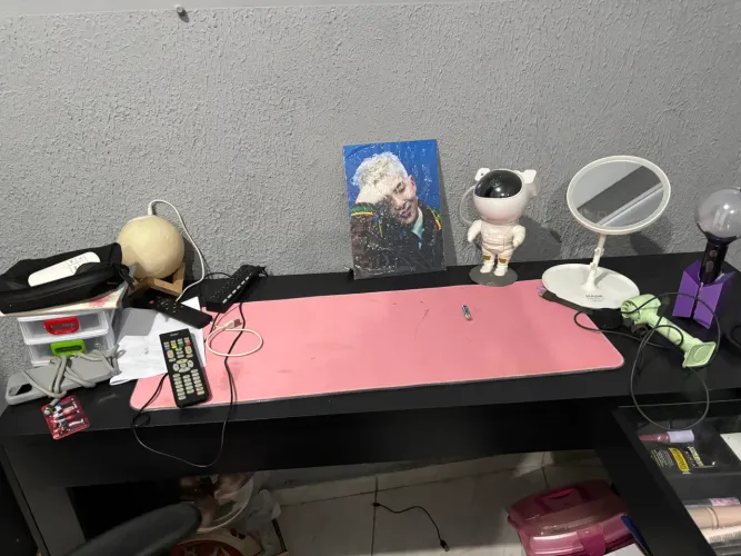 Vendo escrivaninha penteadeira