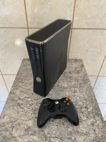 Xbox 360 RGH + jogos 