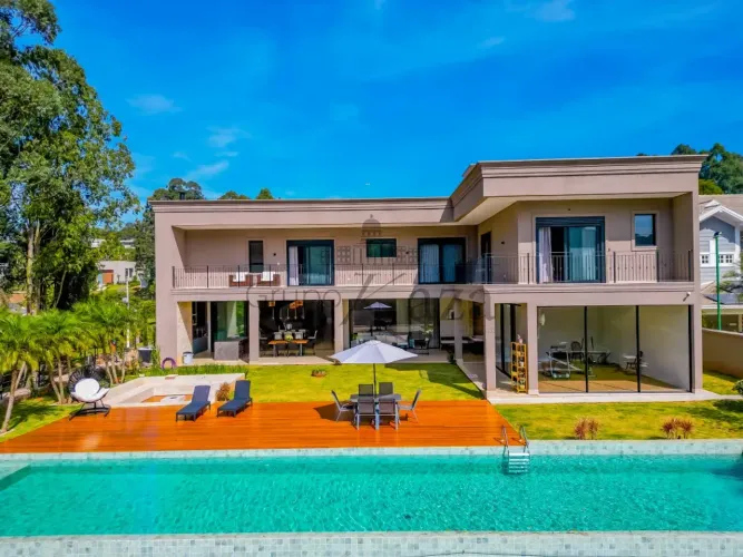Casa em Condomínio - Tamboré - 5 Dormitórios - 1.000m².