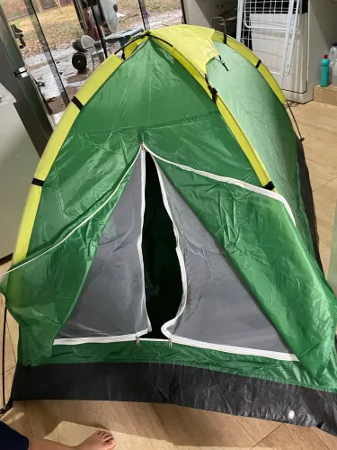 Barraca tipo iglu para duas/ três pessoas