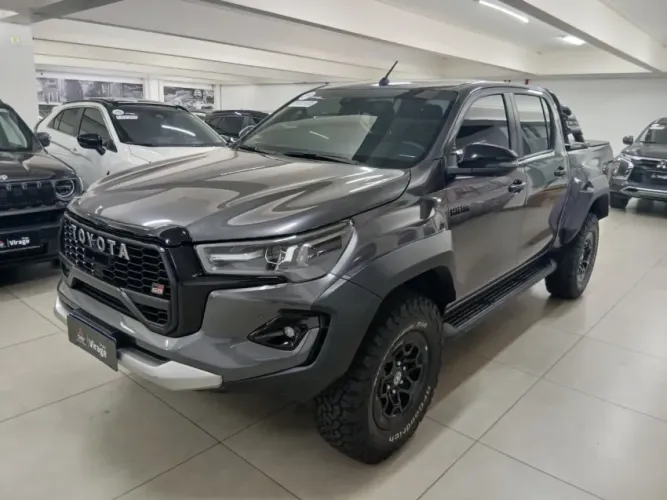 Toyota Hilux CD Gr-s 4X4 2.8 TDI Dies. Aut. 2024