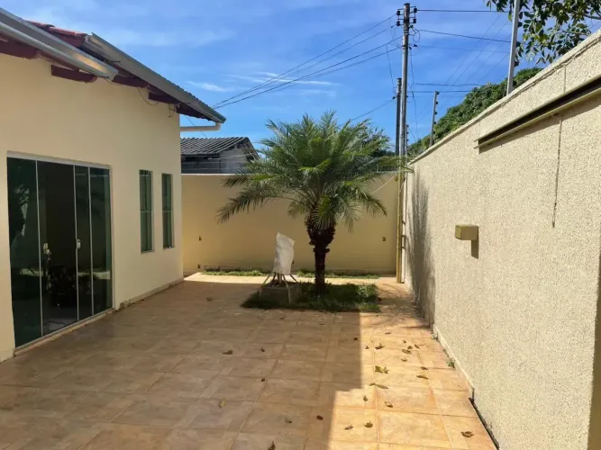 Casa Térrea no Jardim da Luz em Goiânia-Go com 396 m² de Terreno Área Gourmet única no lo