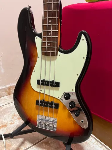 Jazz Bass SX modelo SJB62