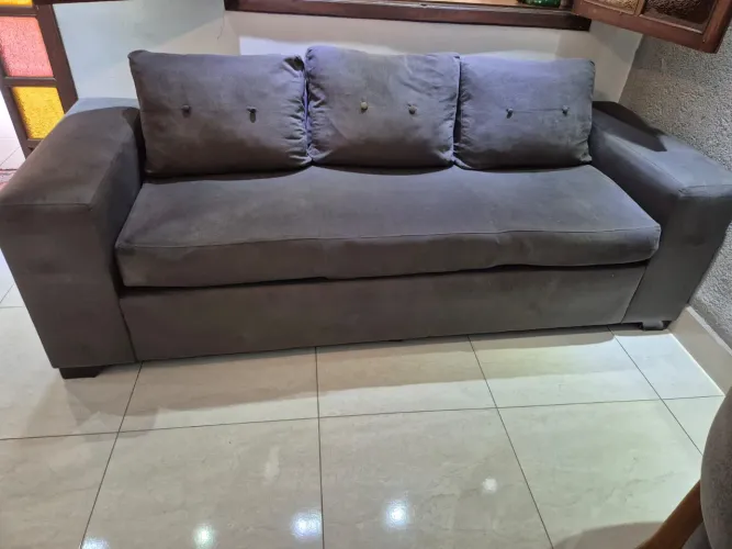 Sofá 3 lugares