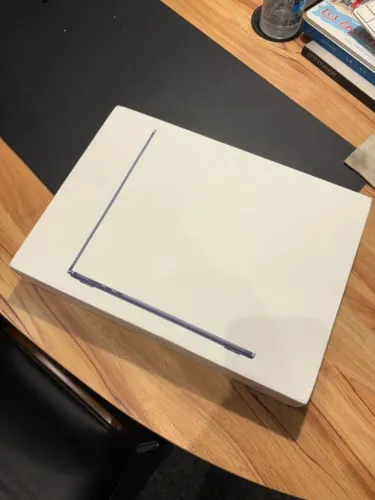 Macbook Air 13" M4 256/16 Lacrado