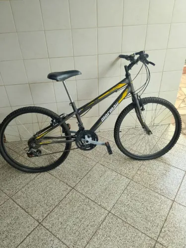 Bicicleta Mormaii Aro 26, 21 marchas semi novo
