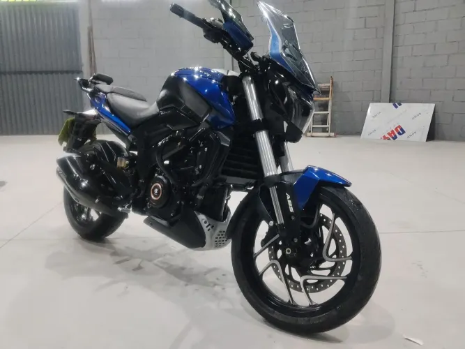 BAJAJ 400 .2027.