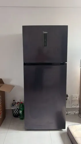 Geladeira FrostFree Midea 411 litros Preta