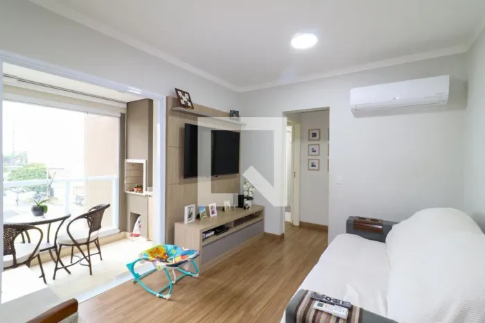 APARTAMENTO RESIDENTIAL em Campinas - São Paulo, Cambuí
