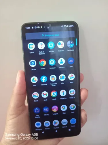 Vendo moto E20 todo bom 32 gigas