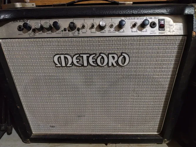 Meteoro Vulcano G100, 100W de potência
